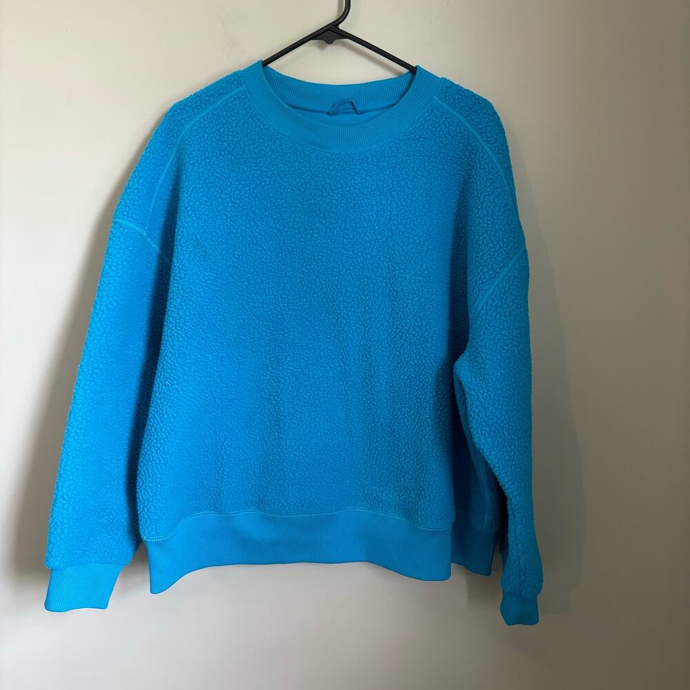 Everlane Women's Blue Crew Neck Sweater
